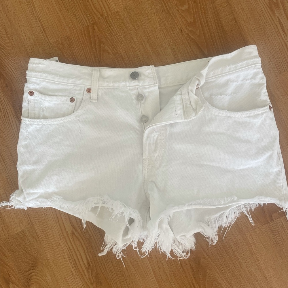 Levi button up shorts-WHITE